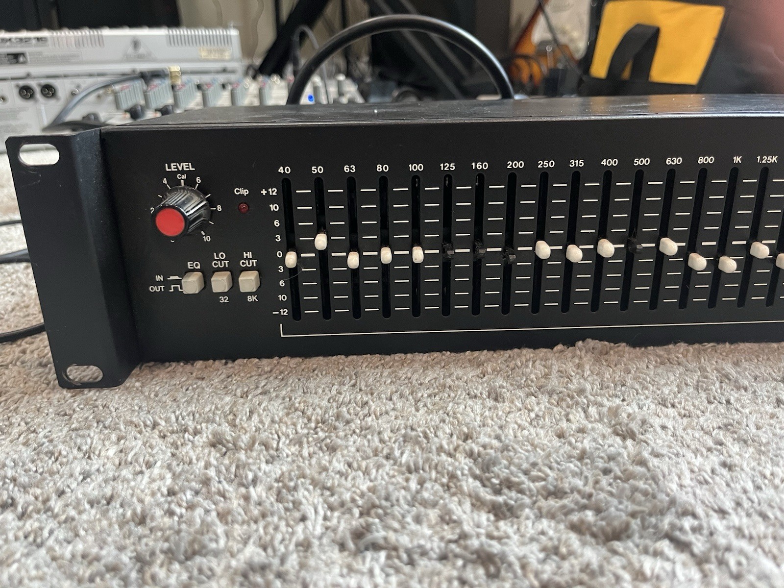 Picture 3 of 6