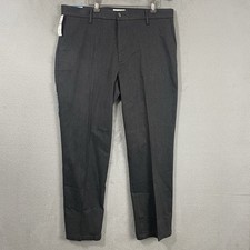 Dockers Pants Mens Size 36X30 Gray Classic Fit Flat Front Signature Khaki NWT