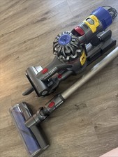 Dyson V8 Animal Cordless Vacuum W/ Attachments