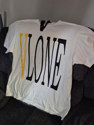 VLONE Yellow Staple Tee White Size XL Authentic With Certilogo Tag