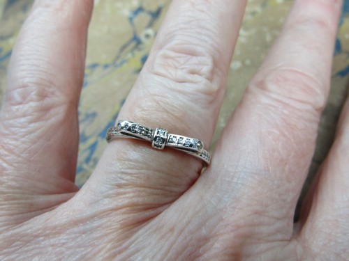 Ring Sterling Silver 925 Pandora Bow Ring Size R - (J4EV) - Picture 2 of 3