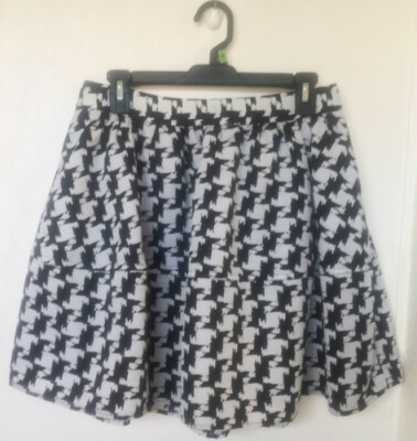 Express women's skirt ruffled lined full zip closure black/white ivory size S