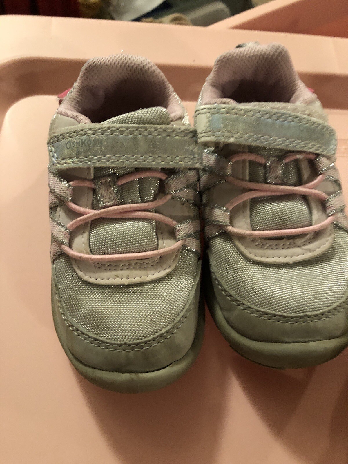 Lotto di 4 paia di sneakers e sandali per bambina taglia 7 8 OshKosh Oldy