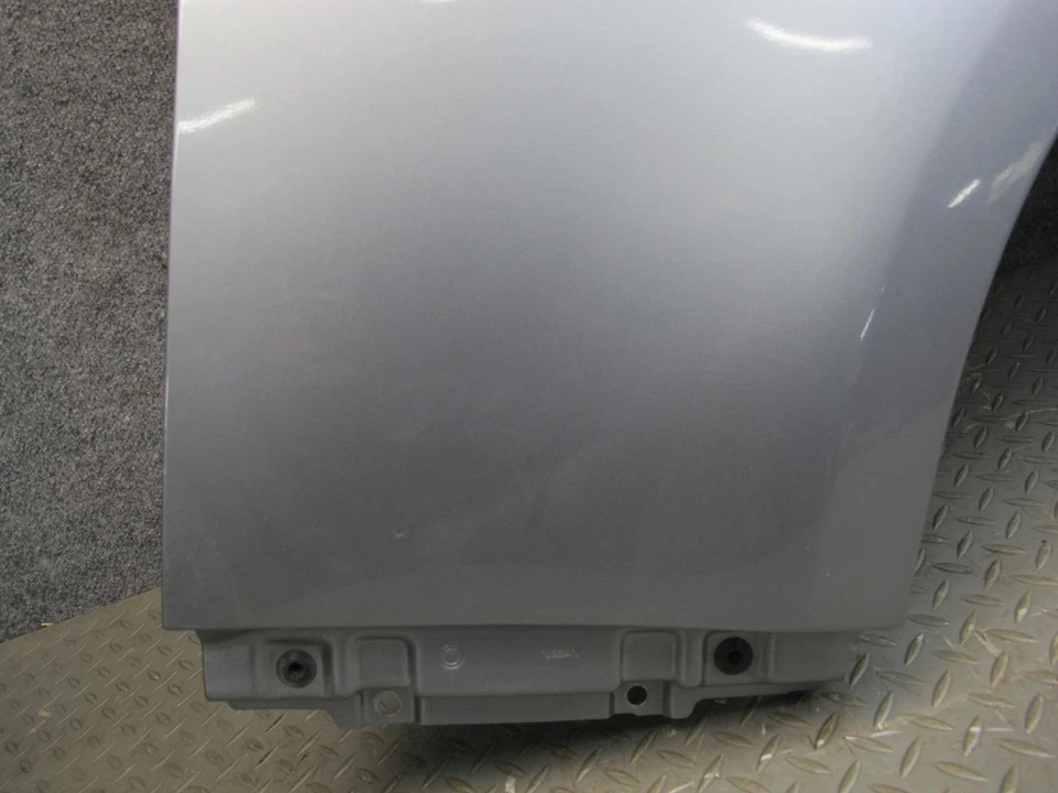 03-06 CUBIERTA PANEL GUARDABARROS DELANTERO DERECHO NISSAN 350Z Z33 PLATA OEM Foto 3 de 4