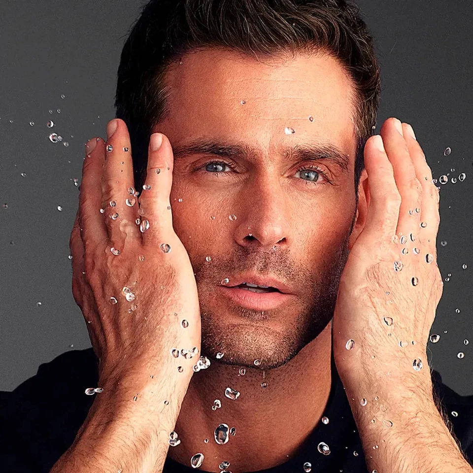 Oriflame Novage Men Purifying and Exfloliating Cleanser - Image 2 of 4