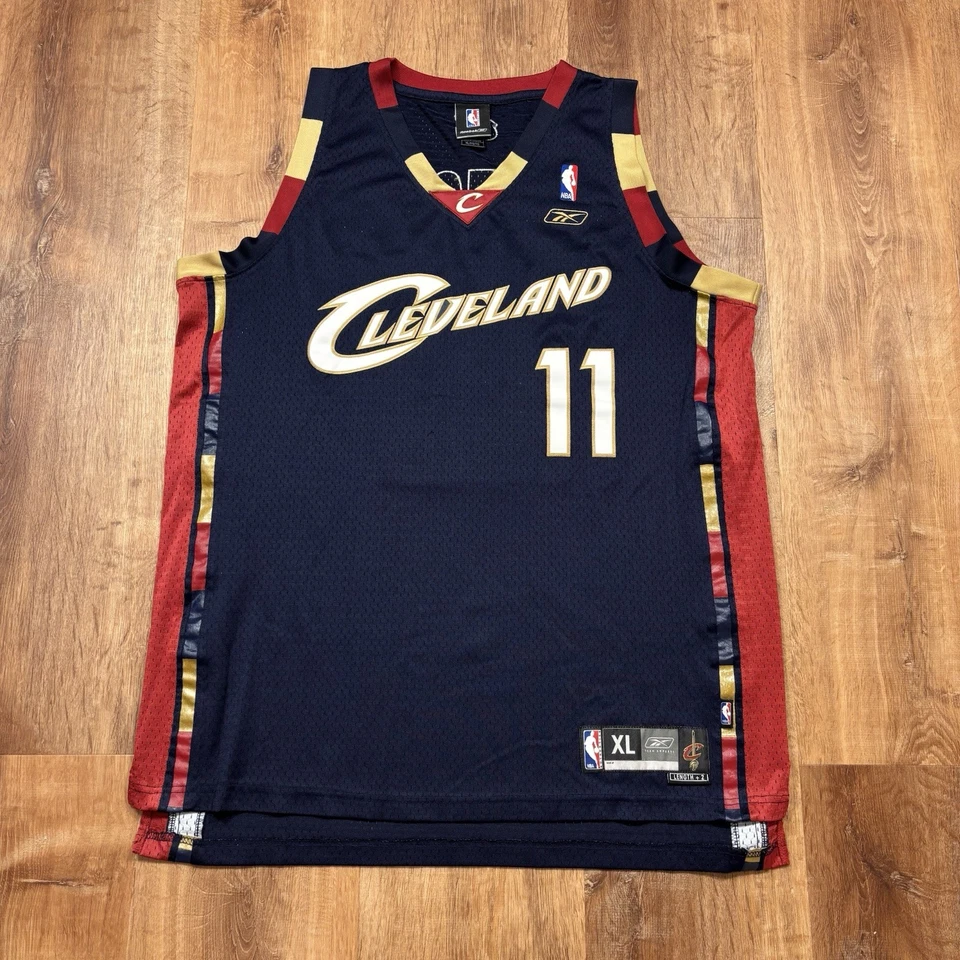 Vintage Cleveland Cavaliers Zydrunas Ilgauskas Jersey Mens XL Reebok NBA Blue - Image 2 of 4