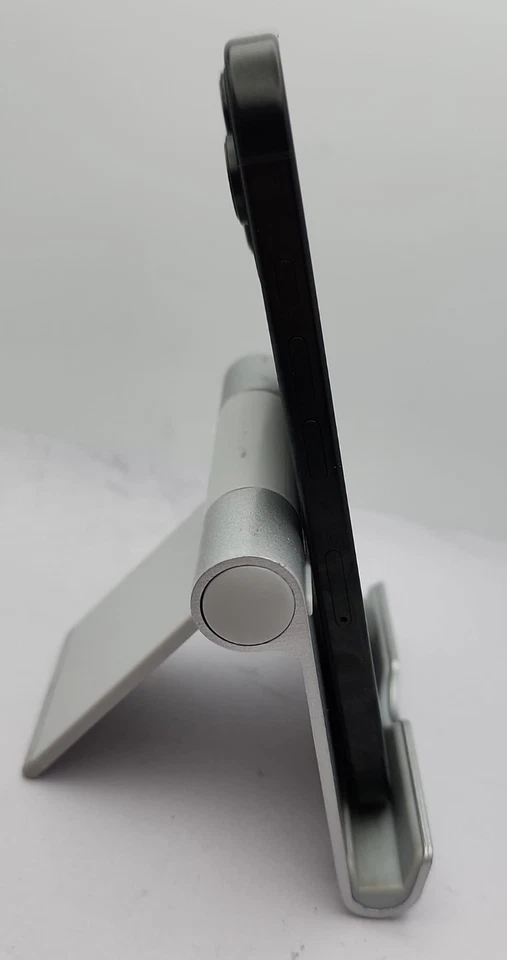 Apple iPhone 16 Pro · 512GB, foto 3 di 5