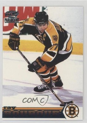 1998-99 Pacific Paramount Emerald Ray Bourque #10 HOF 0c1o