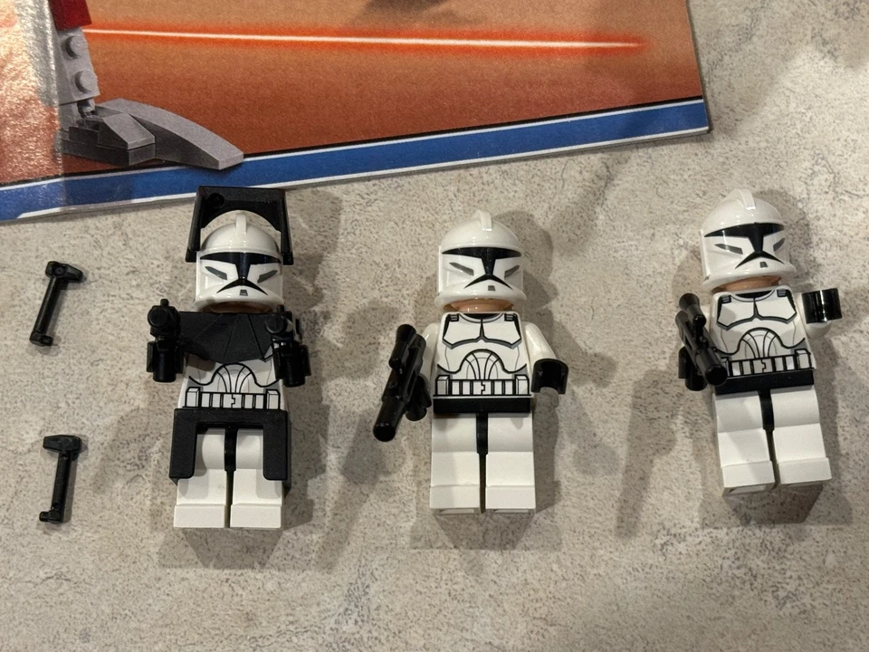 LEGO Star Wars 8014 Clone Walker Battle Pack 100% complete w/ manual - Image 2 of 4