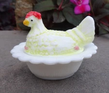 White Glass Hen-on-Nest w/Yellow Accents-- Open Salt Dip, Cellar, Dish!