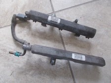 Saturn Vue Awd 3.5l V6 Suv Fuel Injector Supply Rails 04 05 Used Oem