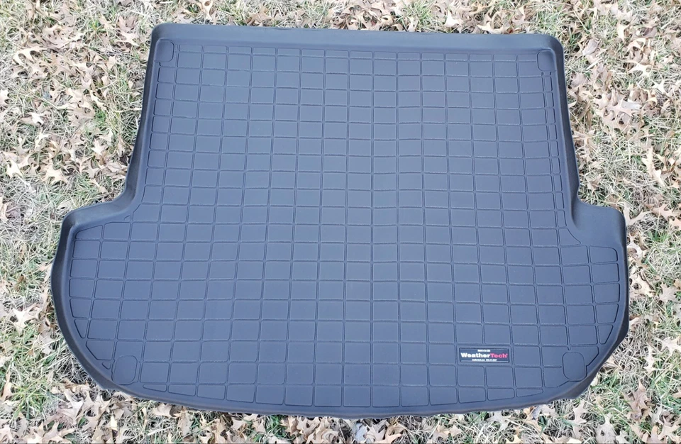 WeatherTech Black Cargo Liner 2007-2012 Hyundai Santa Fe 5-Passenger Part 40317 - Image 3 of 4
