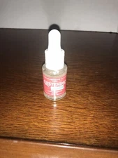 Perfectly Posh Glistening Skills Face Oil New In box/sealed