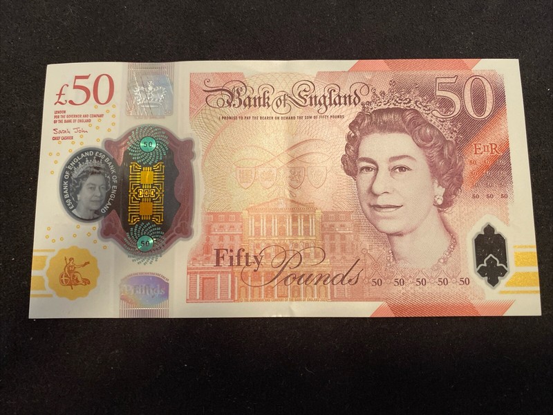 Great Britain UK British 50 Pounds polymer banknote Queen Elizabeth II 2020