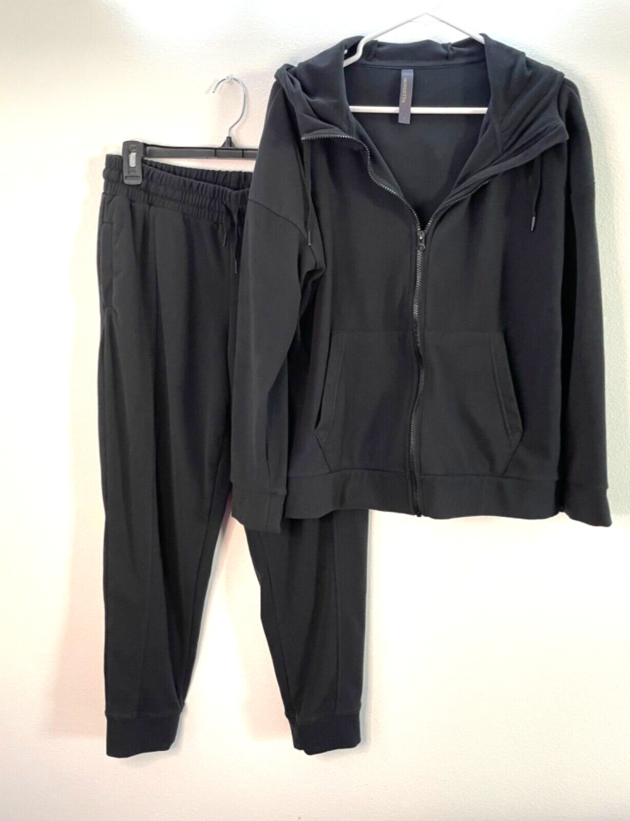 Mondetta Solid Black Women’s Jogging  Set Ladies … - image 8