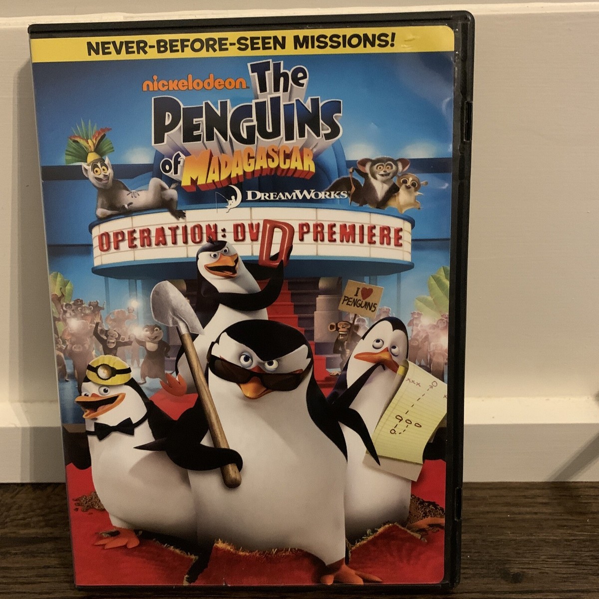 The Penguins of Madagascar: Operation: DVD Premiere (DVD, 2010