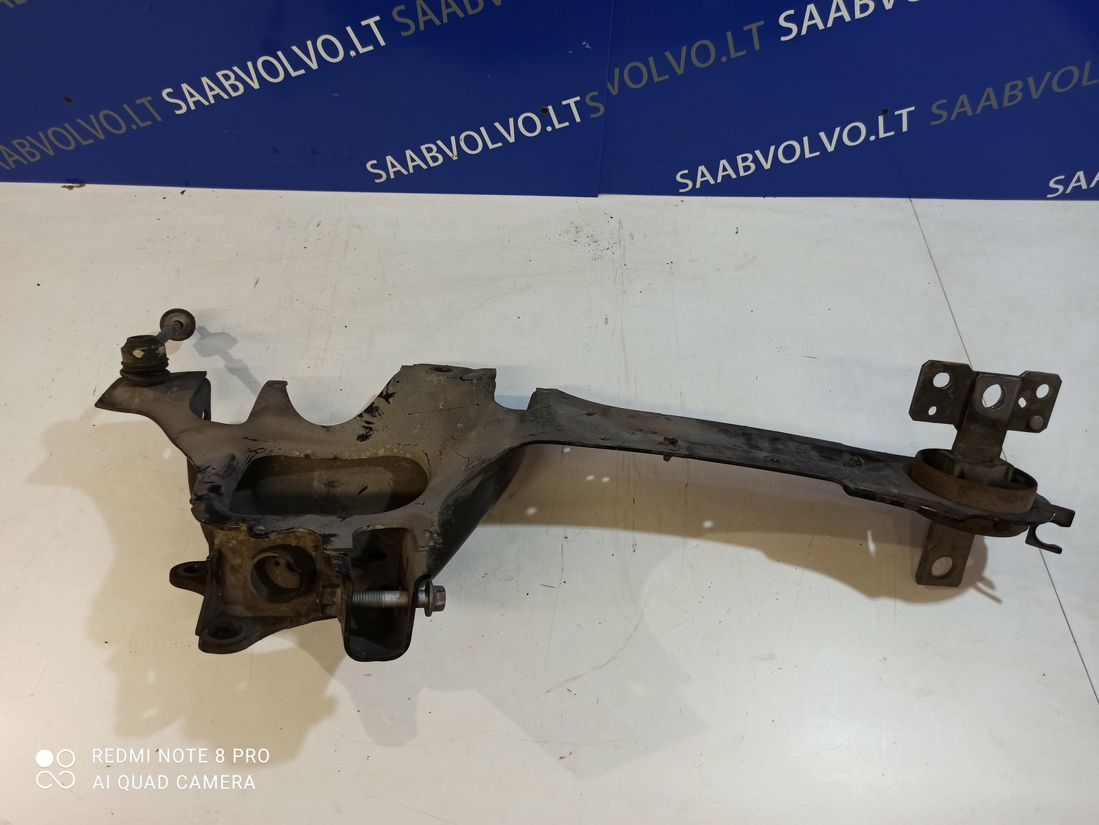 VOLVO XC70 II Rear Right Wheel Hub 31360240 31277865 31476213 2009 