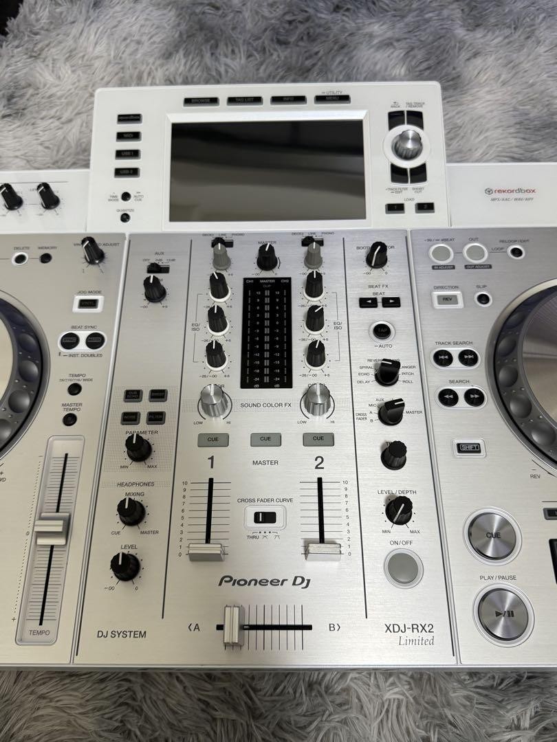 Pioneer DJ XDJ-RX2 2-Channel All-In-One DJ System - Black