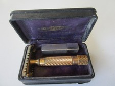 VINTAGE GILLETTE SAFETY RAZOR
