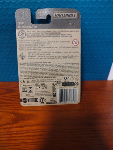 2025 Matchbox International CXT 78/125 Camion pickup arancione ๐ - Foto 6 di 8
