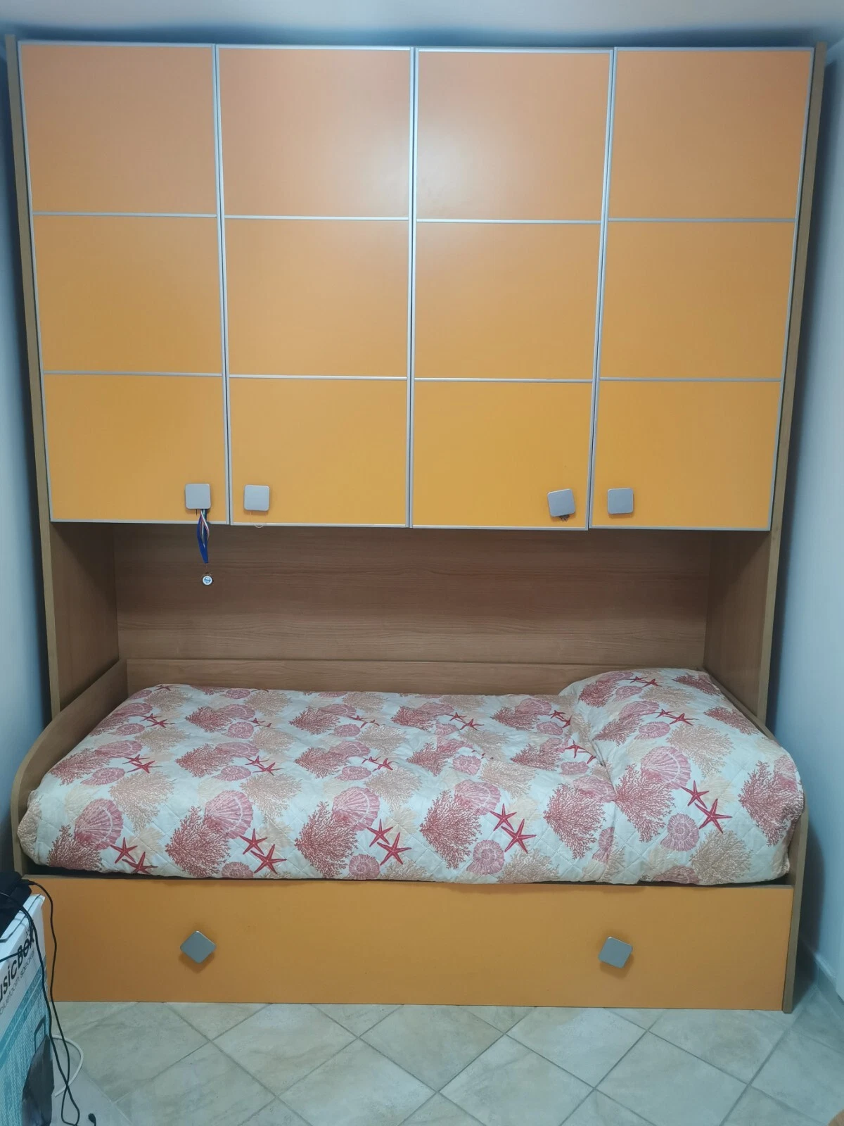 Foto 1 di 2