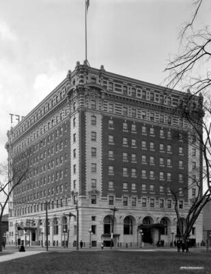 1910-1920 Hotel Bancroft, Worcester, MA Vintage Photograph 8.5'' x 11'' Reprint