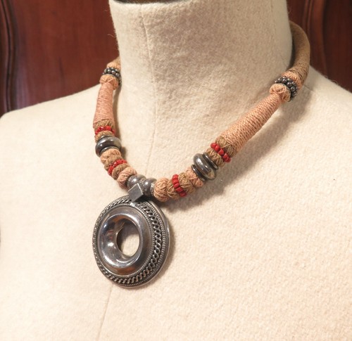 Intriguing Sterling Silver Vintage Coral & Woven Cotton Statement Necklace 72.3g - Picture 8 of 14