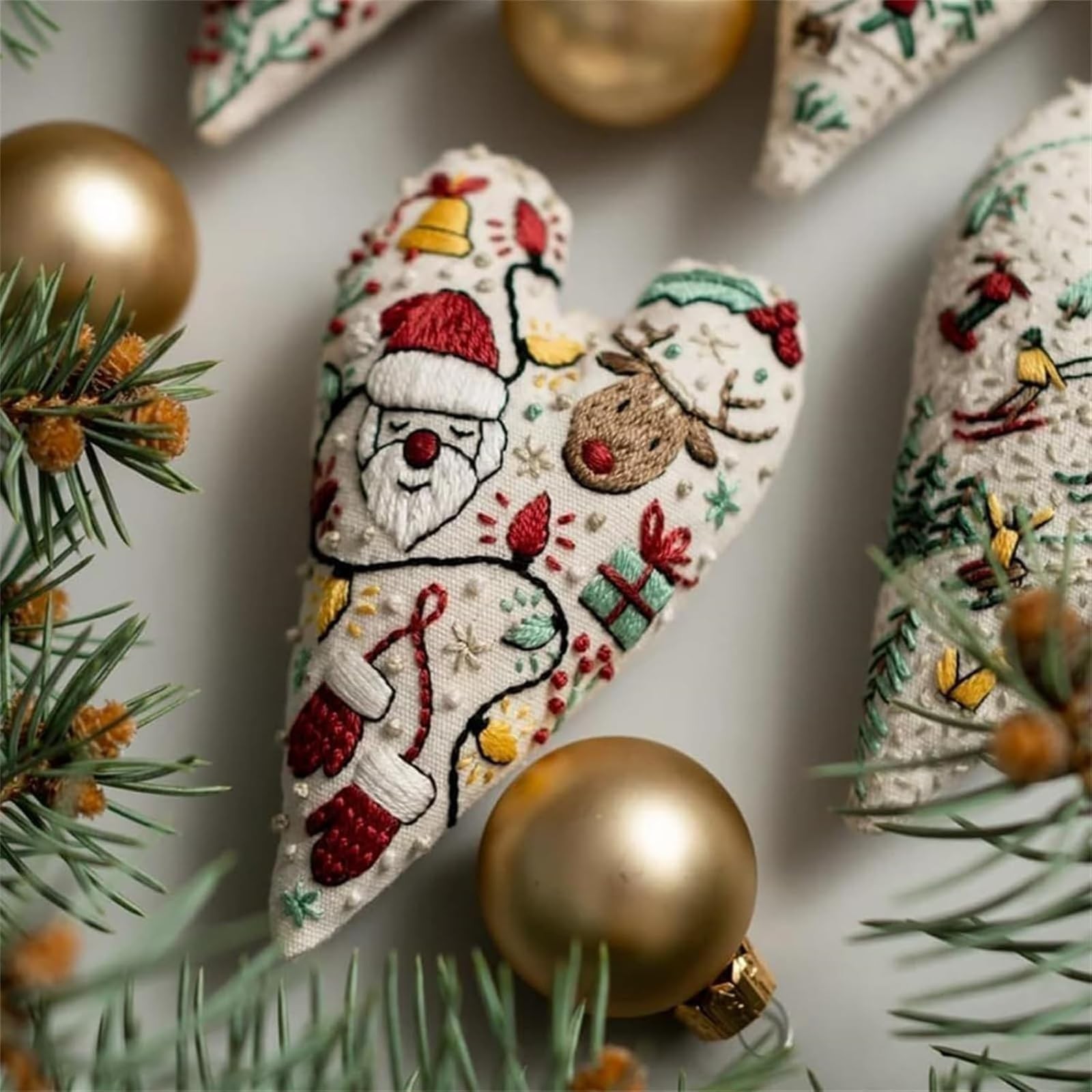 New Embroidery Christmas Ornament Kits, DIY Heart Shaped Hand Embroidered Chr...