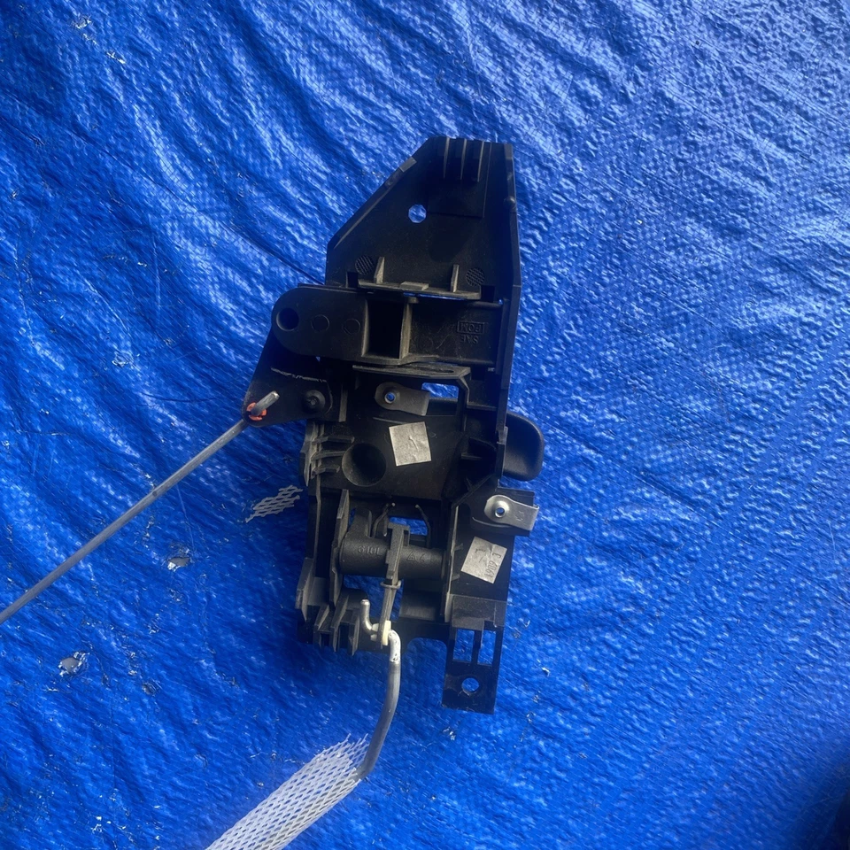 🔆2001 - 2022 GMC SAVANA 3500 前左侧门内手柄原始设备制造商 23136342 — 第 4/4 张图片