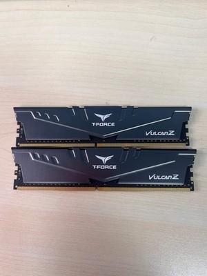 T-FORCE TeamGroup Vulcan 16GB (2x8GB) DDR4 RAM - Black