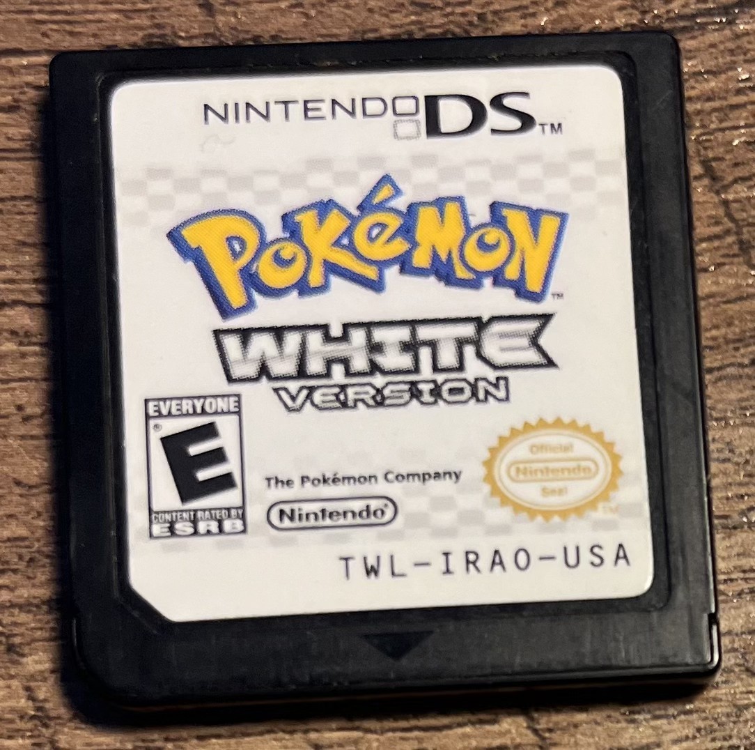 Authentic Pokemon White version (Nintendo DS) Loose Cartridge Only