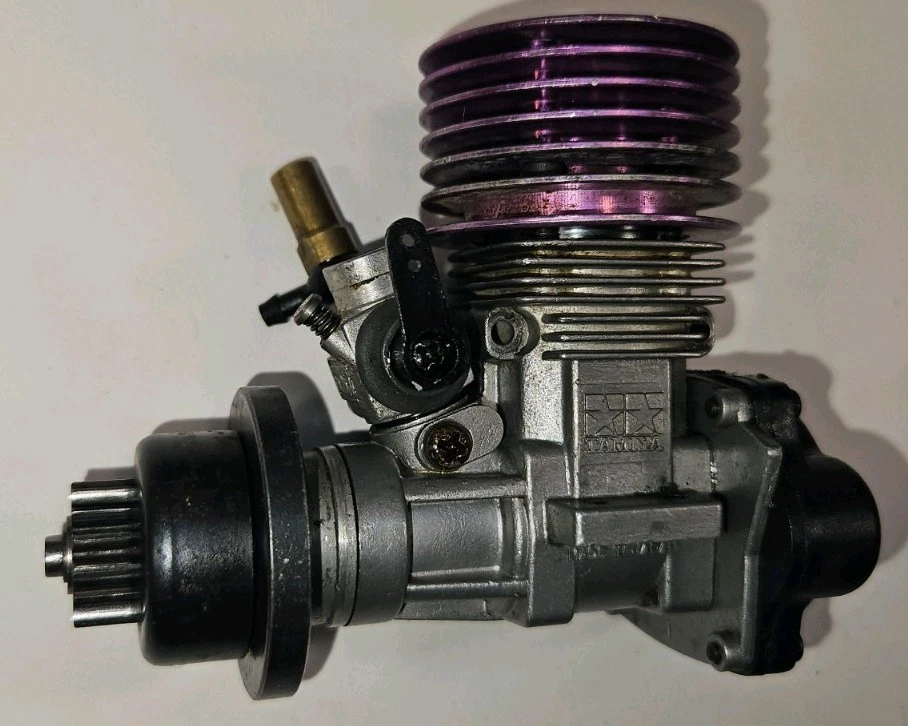 Tamiya .15, 2.5cc Japanese Nitro Engine Not ABC - Image 2 of 4