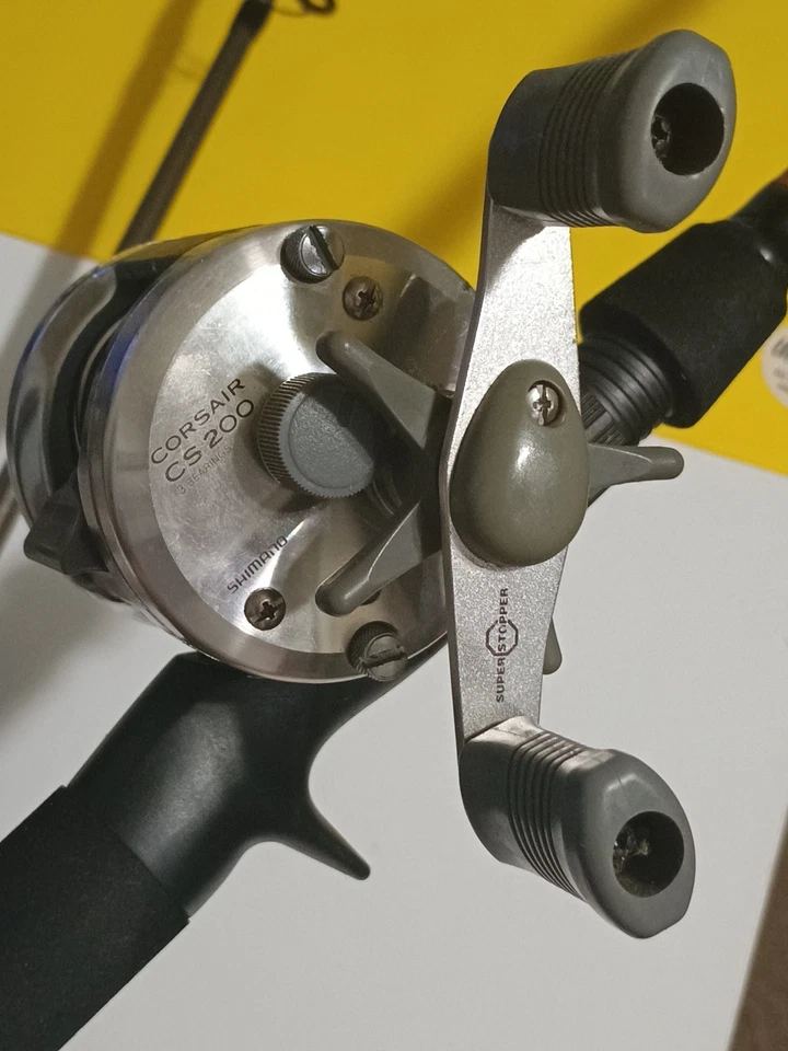 Удилище рыболовное для заброса приманки Shimano FX 7 футов среднее 8-17 фунтов и катушка Corsair CS 2000 - Изображение 4 из 4