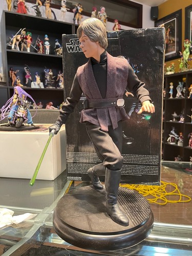Sideshow EXCLUSIVE Luke Skywalker Jedi Knight 1/4 Premium Statue Star Wars # 215 - Picture 4 of 9