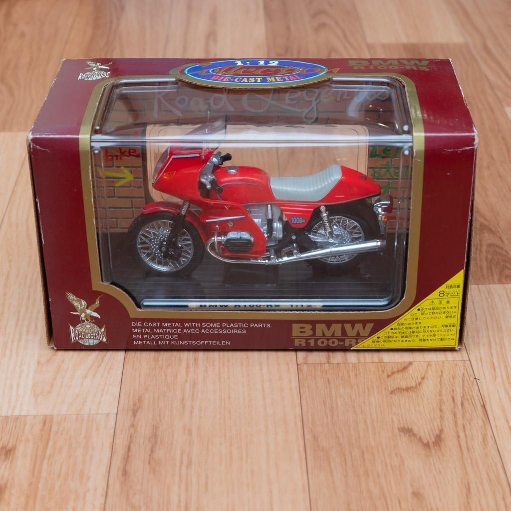 BMW R100S 1/12 スケール プラモデルキット Building Aoshima and Imai 1/12 BMW R100 Scale Model Custom