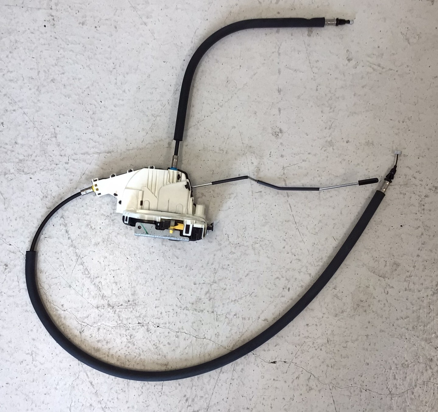 Maserati Ghibli 2014-2020 Front Left Door lock actuator P/N 673007276