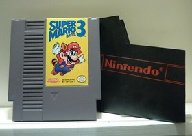 Ninetendo (NES) - Super Mario Bros. 3 (destra)