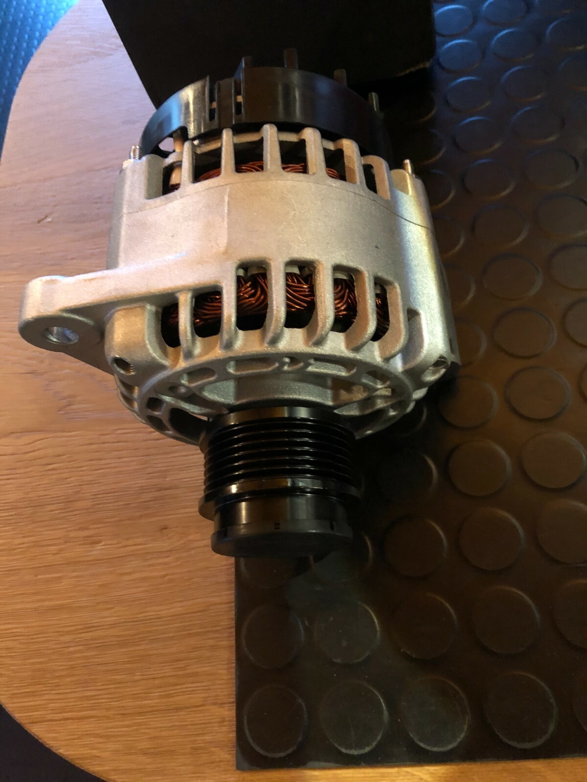 Alternateur 12V 130A pour Opel évite les pannes de batterie en hiver