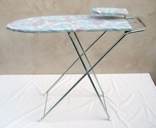 TABLE A REPASSER ENFANT- JEU - JOUET - ANCIEN - VINTAGE
