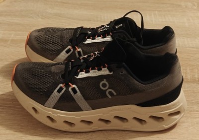 On CloudEclipse Running Shoes Women's Size 10 Fade Sand Cushioned Sneakers