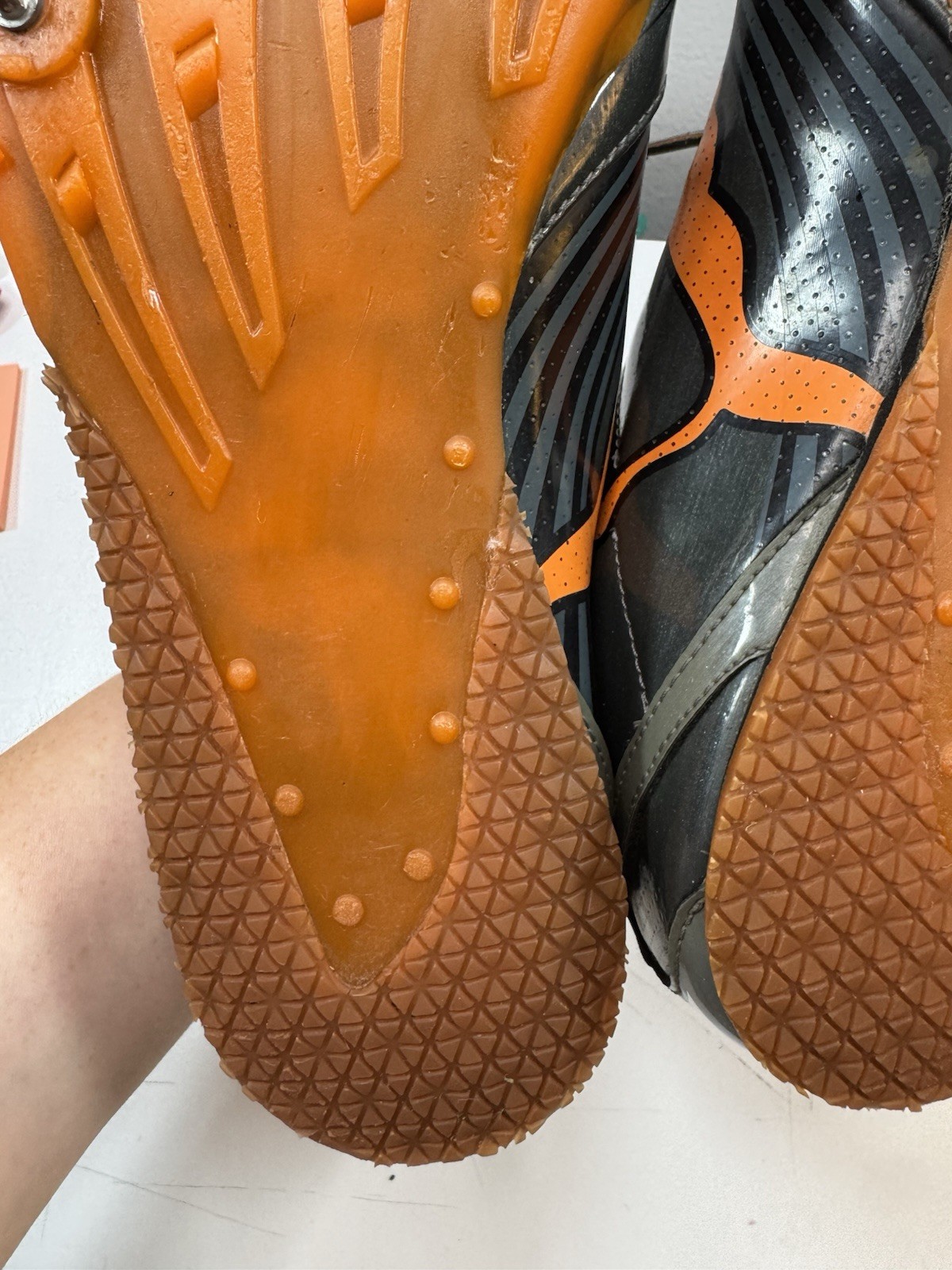 Puma Complete Running Spikes Men’s 11 Track & Field Cleats Orange Black thumbnail 12