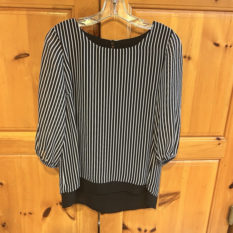 AB Studio black/White Blouse with Layering in Back Size M