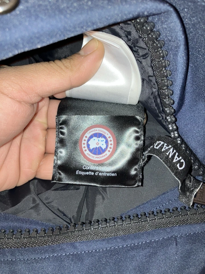 Chaqueta Canada Goose XL Chilliwack nueva con bolsas para el polvo y etiquetas de escaneo NFC. Foto 4 de 4