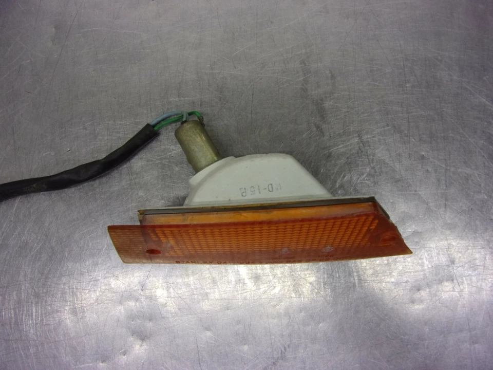 639 A HONDA GOLDWING GL1200 GL 1200 1986 OEM LUZ INTERMITENTE TRASERA R&L (DOS) Foto 4 de 4