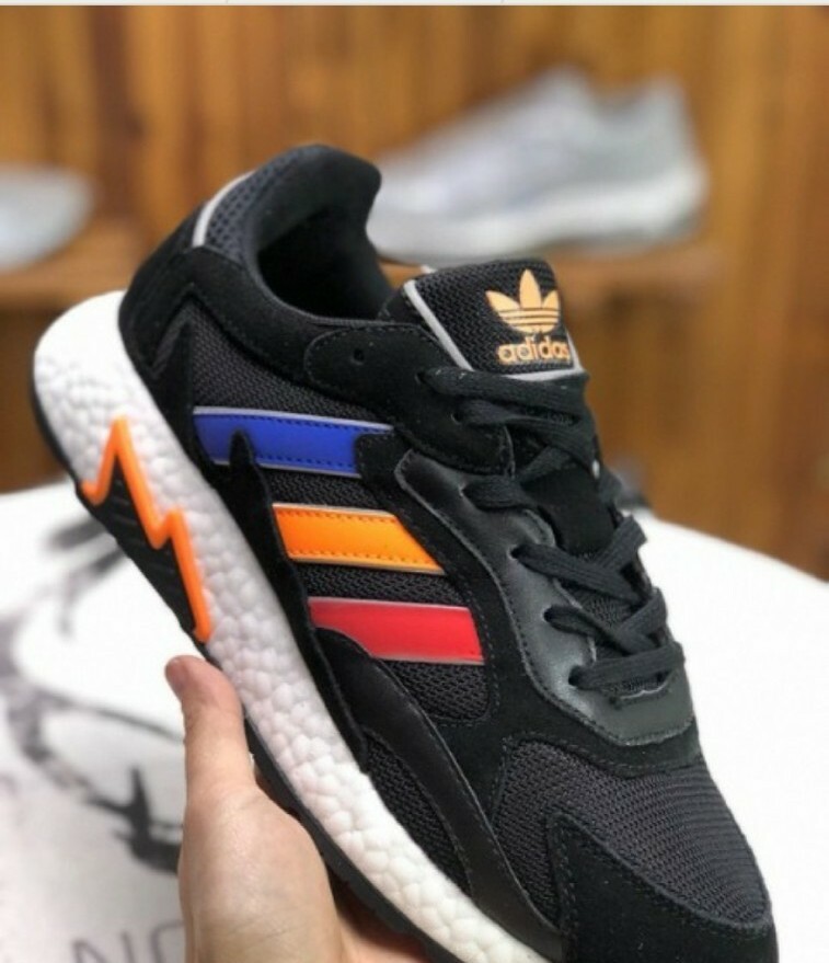 Adidas Originals Tresc Run BOOST Men display picture 3