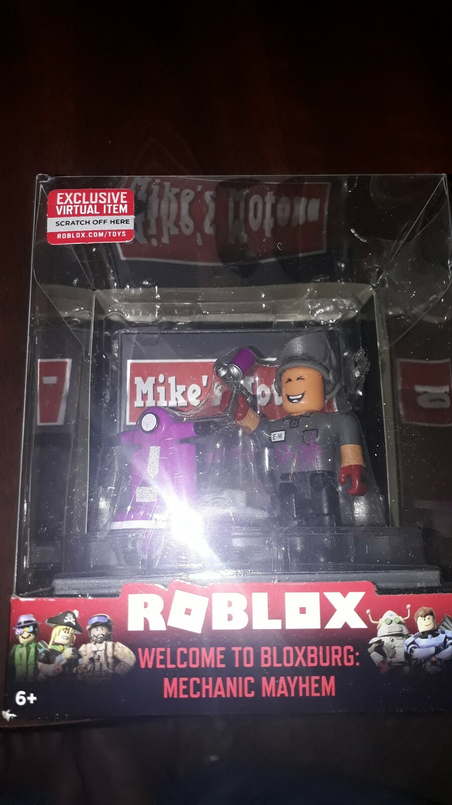 Roblox Celebrity Desktop Series Figure Welcome Bloxburg Mechanic Mayhem For Sale Online Ebay - bloxburg 1 brand new home roblox welcome to bloxburg