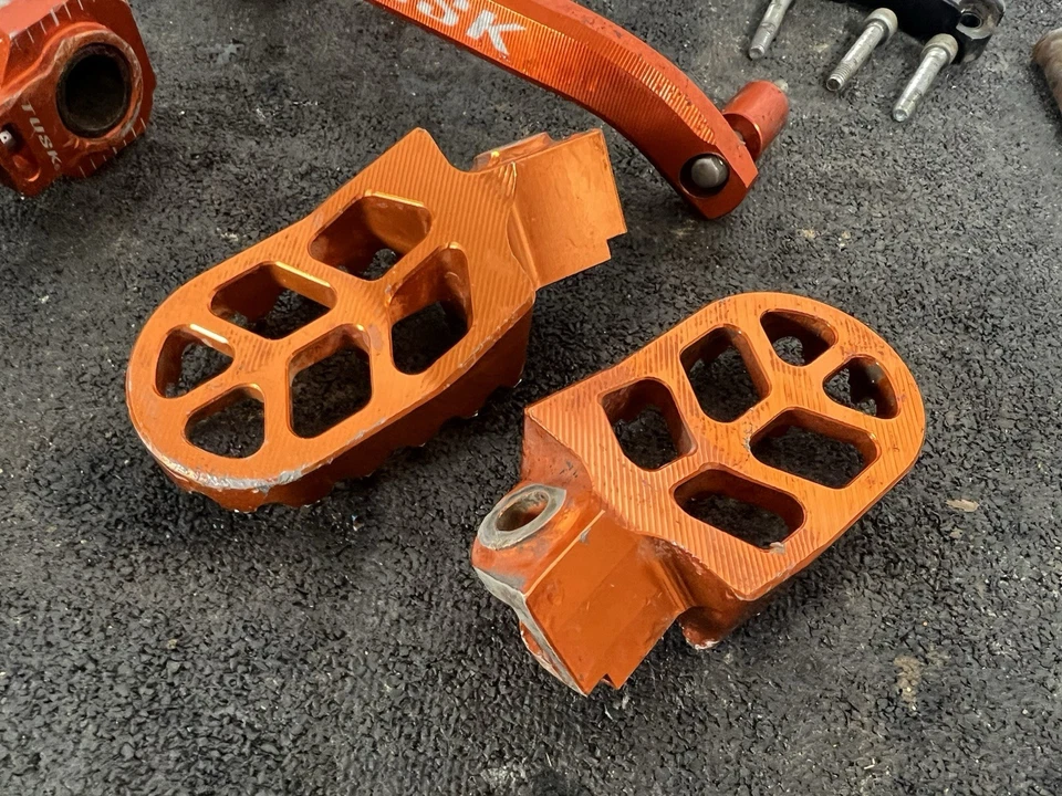 2013 Ktm 250 300 Tusk / Polisport Guard / Grab Handle Guards Axle Hardware Bling - Imagem 4 de 4