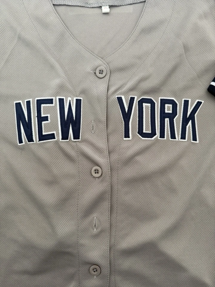 New York Yankees Derek Jeter Vintage Majestuoso Cosido Mujeres Pequeño (370) Foto 2 de 4