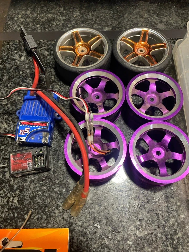 Vintage HPI Racing RS4 Pro3 Touring 4wd , Belt , Graphite , Huge Parts Lot Box - Image 3 of 4