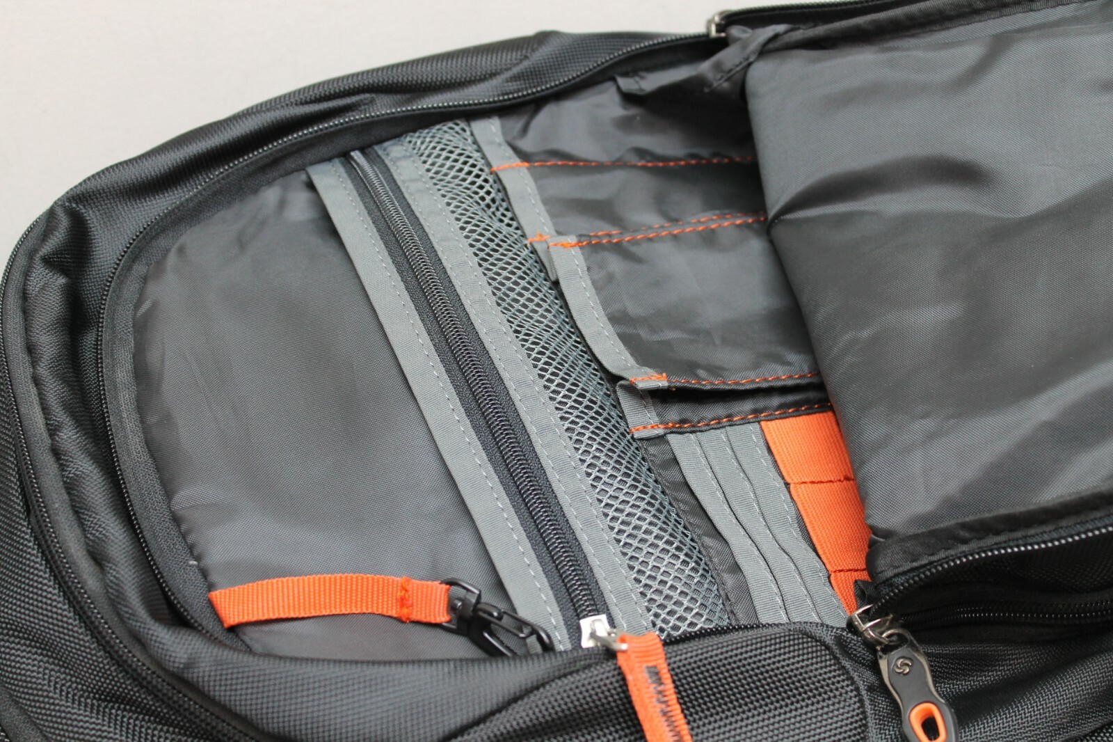 Samsonite Laptop Backpack Black / Orange Medium 14" P… Gem